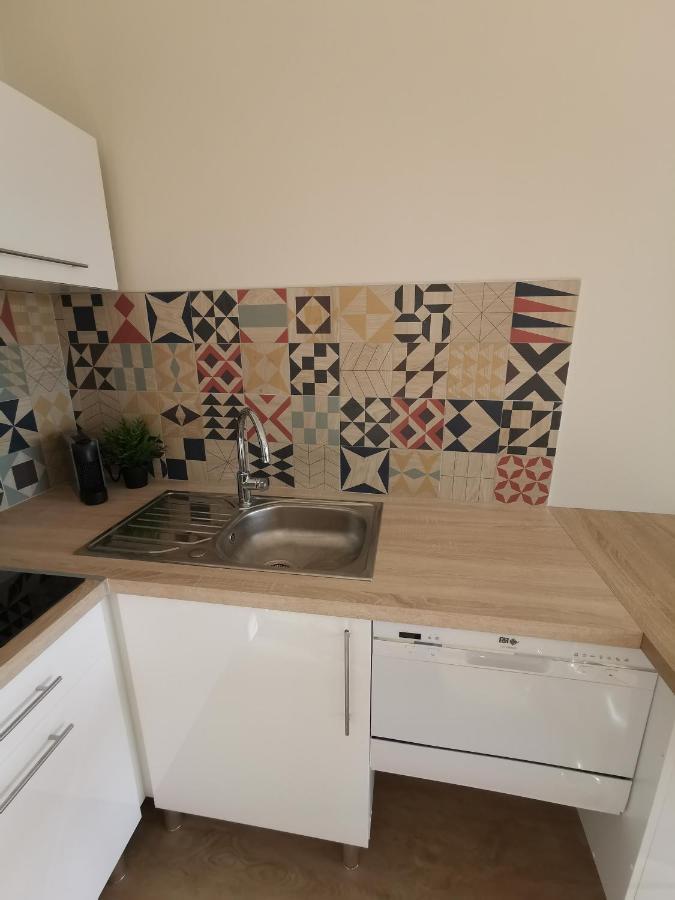 Appartement 1 Chambre + Parking A Deux Pas Des Plages Sète Exterior foto
